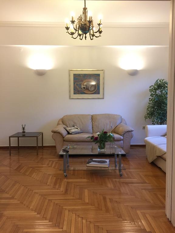 Central 5 Room Apartment Athena Bagian luar foto
