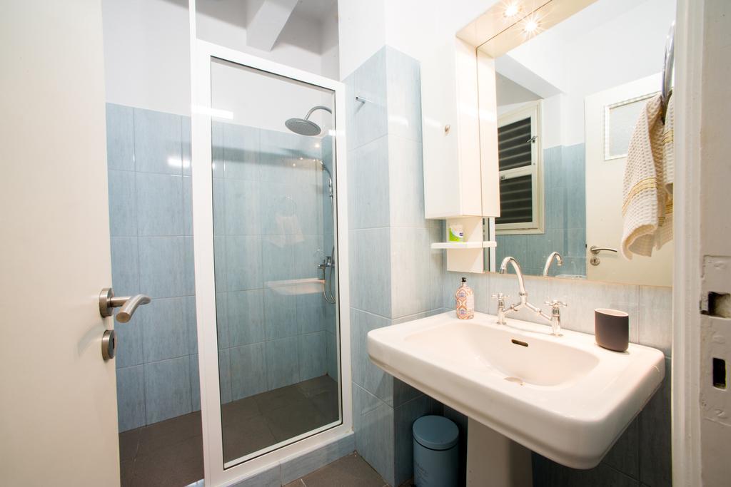 Central 5 Room Apartment Athena Bagian luar foto